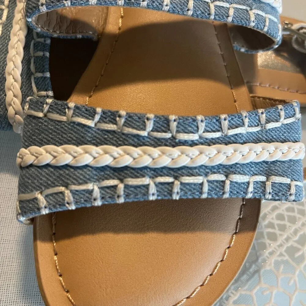 Dolce Vita # 1 girls' sandal with a denim design. All man-made materials.